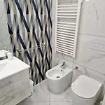 Al 211