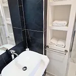 Al 211