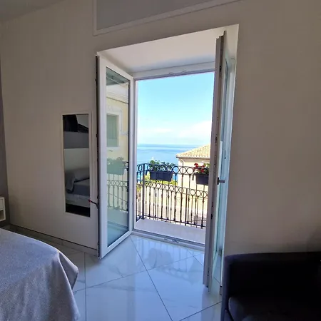 Al 211 Casa de hóspedes 4*